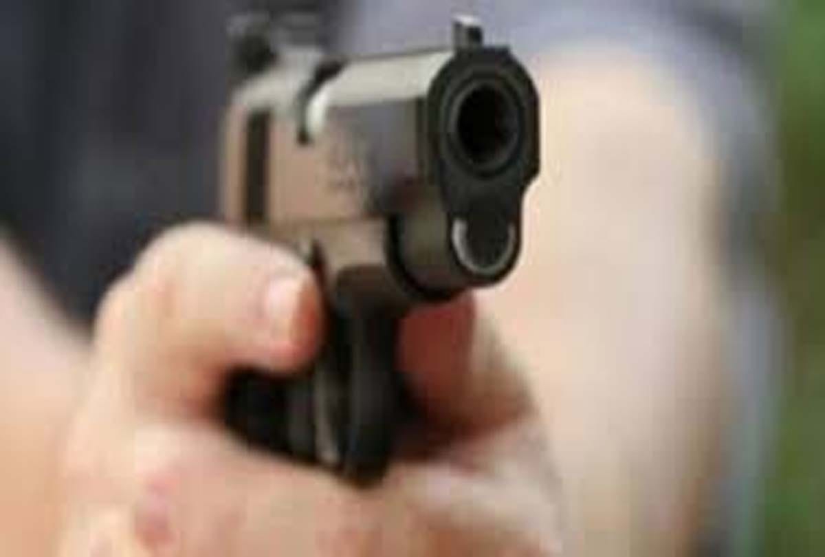 person killed the woman and committed suicide in farrukhabad