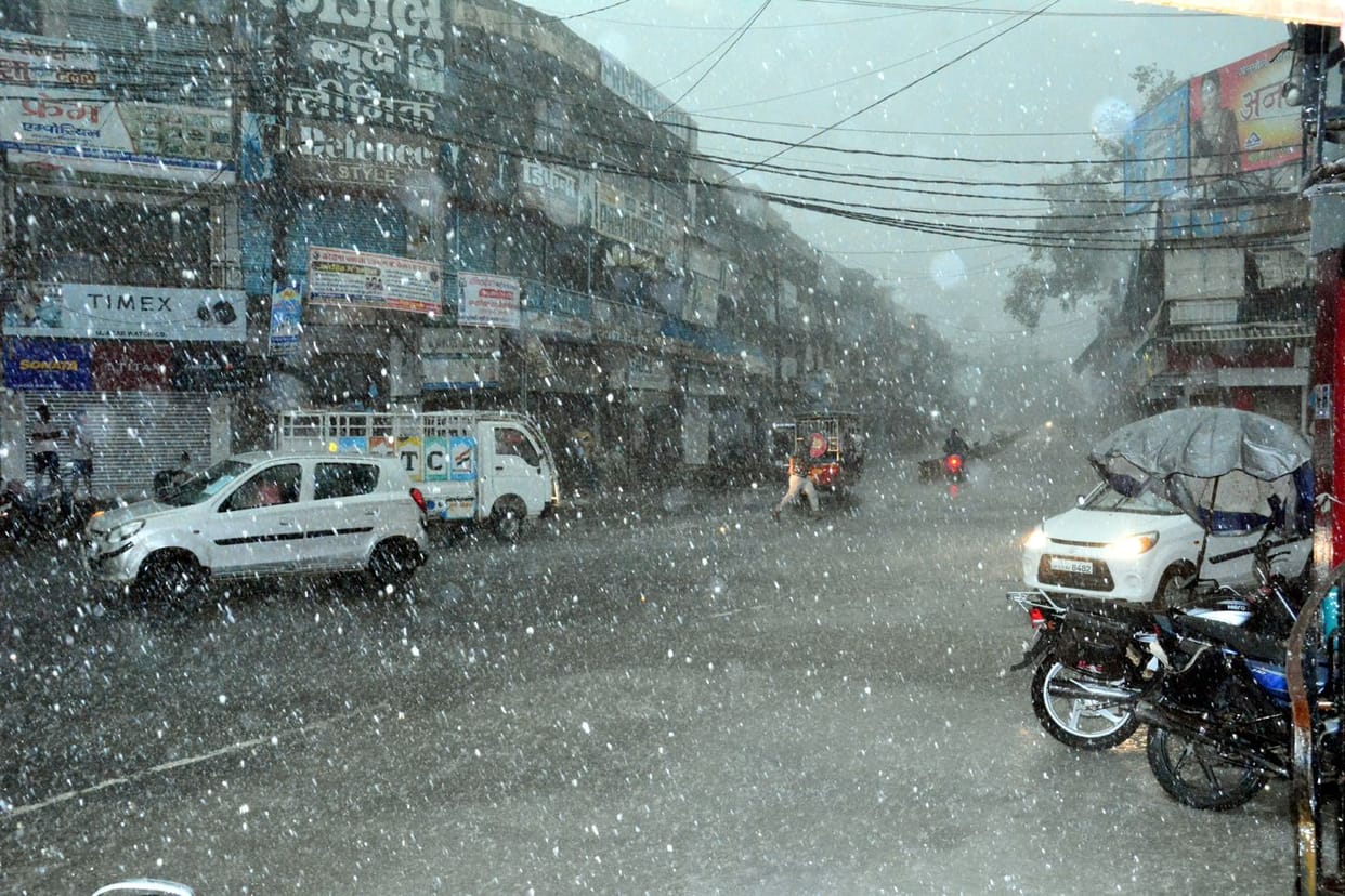 Scorching rain in Muzaffarnagar relieves heat