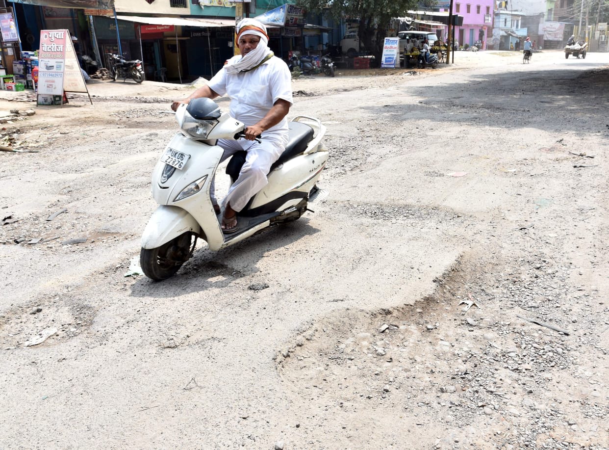 bad road in sambhal