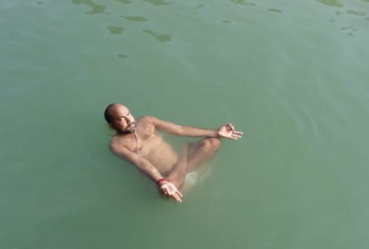 People perform yoga im many places of Haryana and Punjab, see the photos