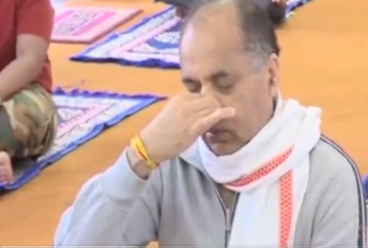 International Yoga Day: Himachal Governor-CM performed yoga in government residence, online events were also organized
