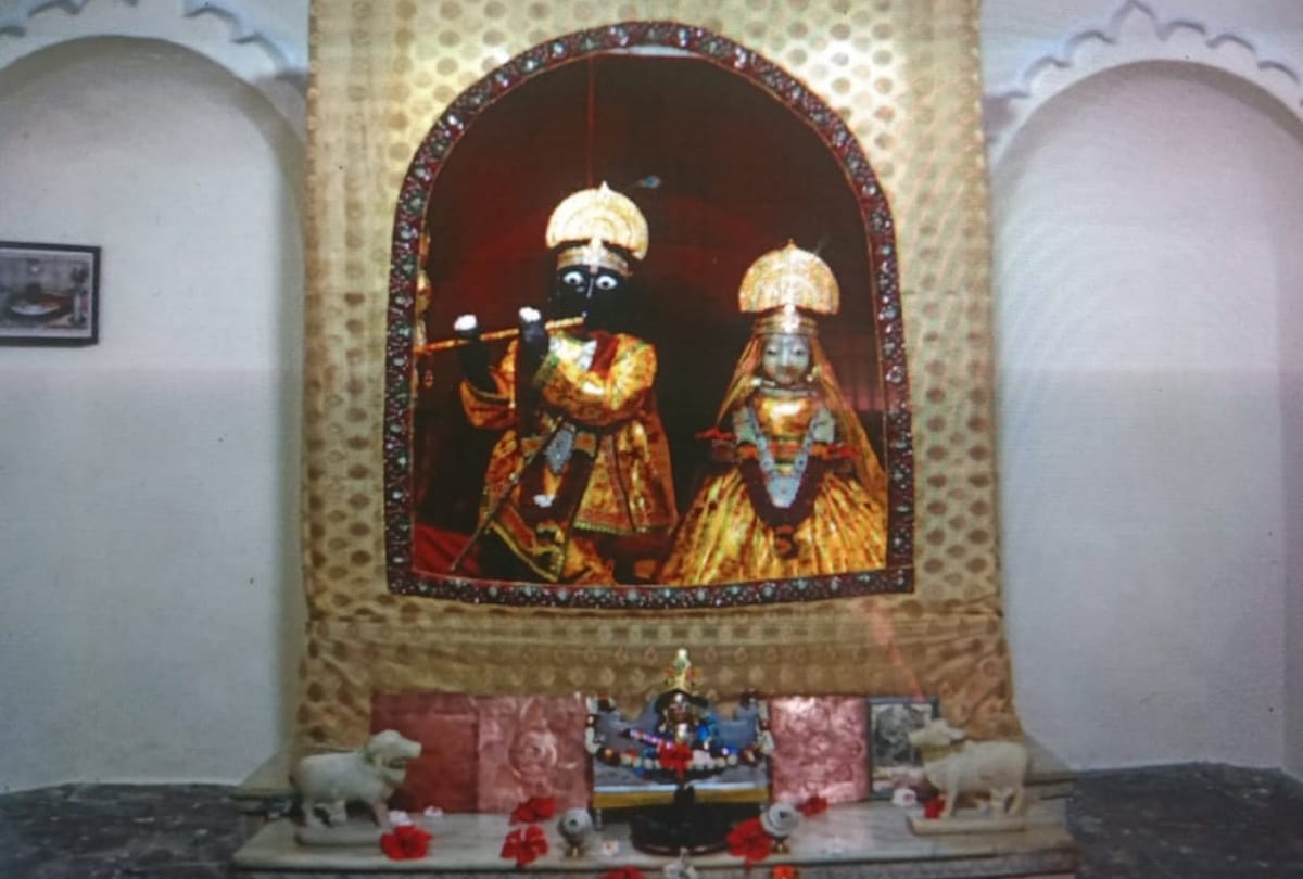 Special story of Mathura vrindaban copy in padrauna kushinagar