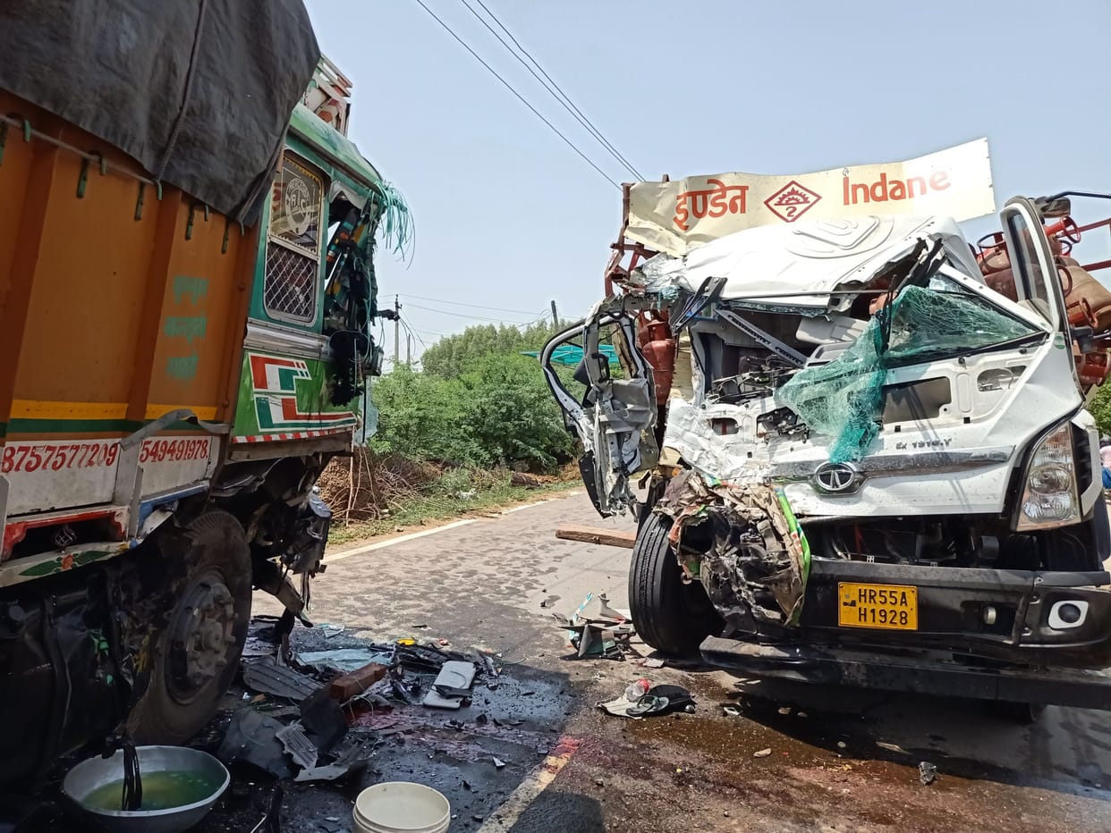 one killed in truck and canter collision