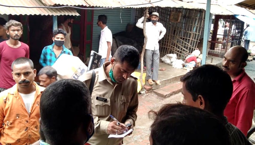 No permission to set up shop in Wesley, police drove from Mandi
