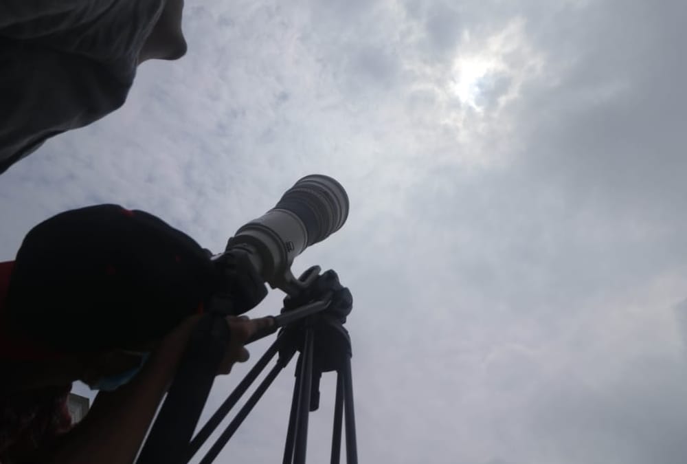 Pics of Solar Eclips in lucknow and near by areas.