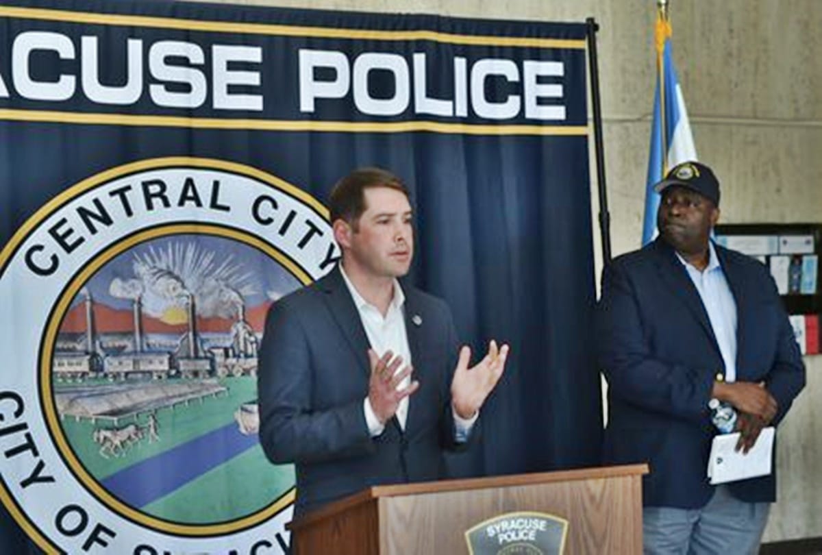 Nine people were injured in a shootout during celebrations in Central New York, Syracuse USA
