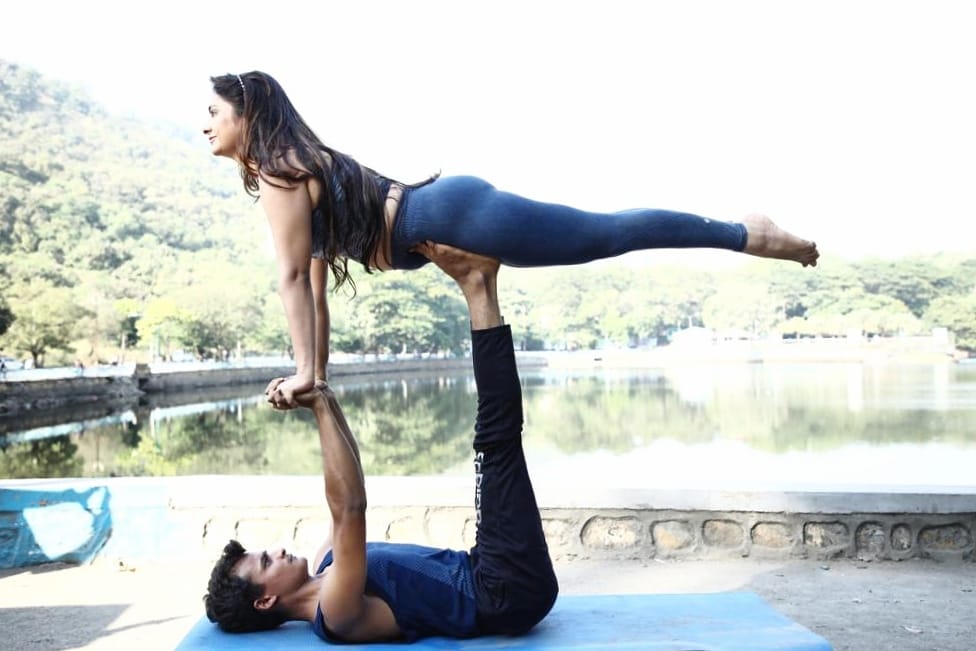 International Yoga Day: uttam will create the world record running on hands 100 meters in a minute