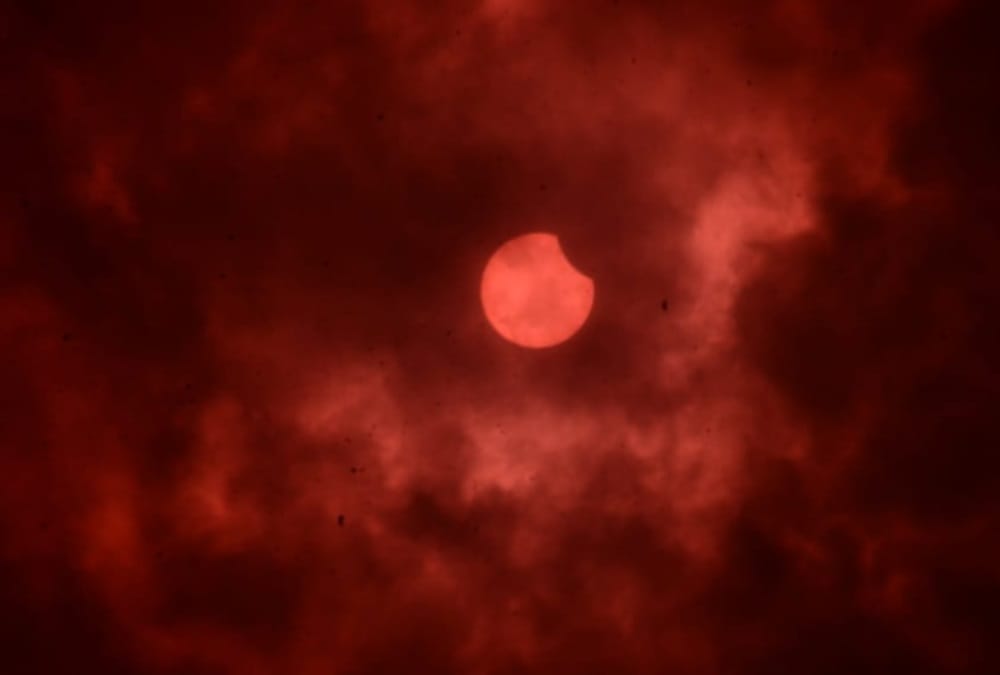 Surya Grahan 2020 Latest News in Hindi: Solar Eclipse Rare Photos from Uttarakhand