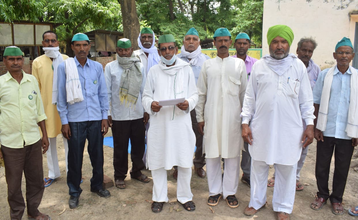 beejo per choot nahi kisan paresaan