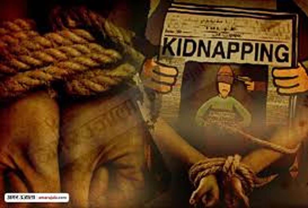 Bolero riding miscreants kidnap telecom operator in kanpur