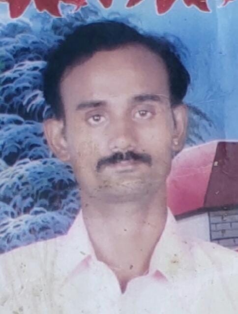 Dead body found on railway track in Jalaun, stir