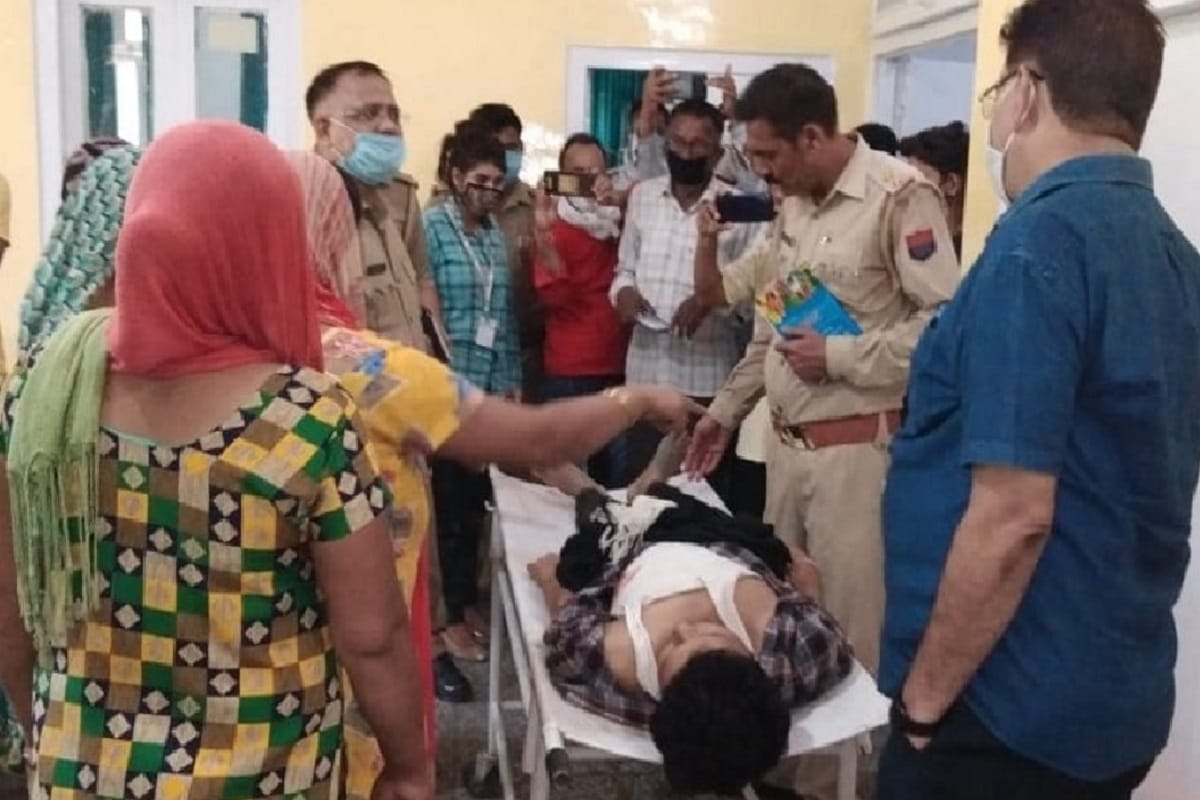 Bijnor Crime News: A young man was killed by knife attack in Najibabad of Uttar Pradesh