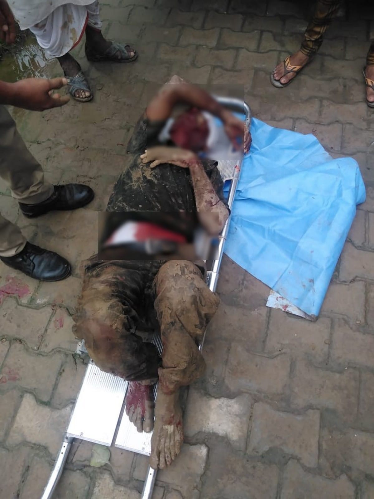 Clash between two side for land dispute many injured firing people beaten in ghazipur up