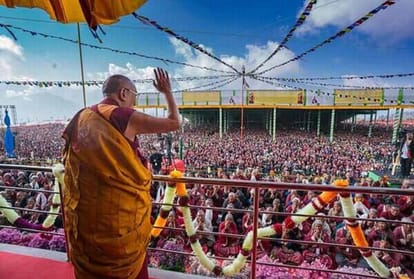 तिब्बत की आजादी के लिए अपनी जन्मभूमि तक छोड़ने को तैयार हैं दलाई लामा।