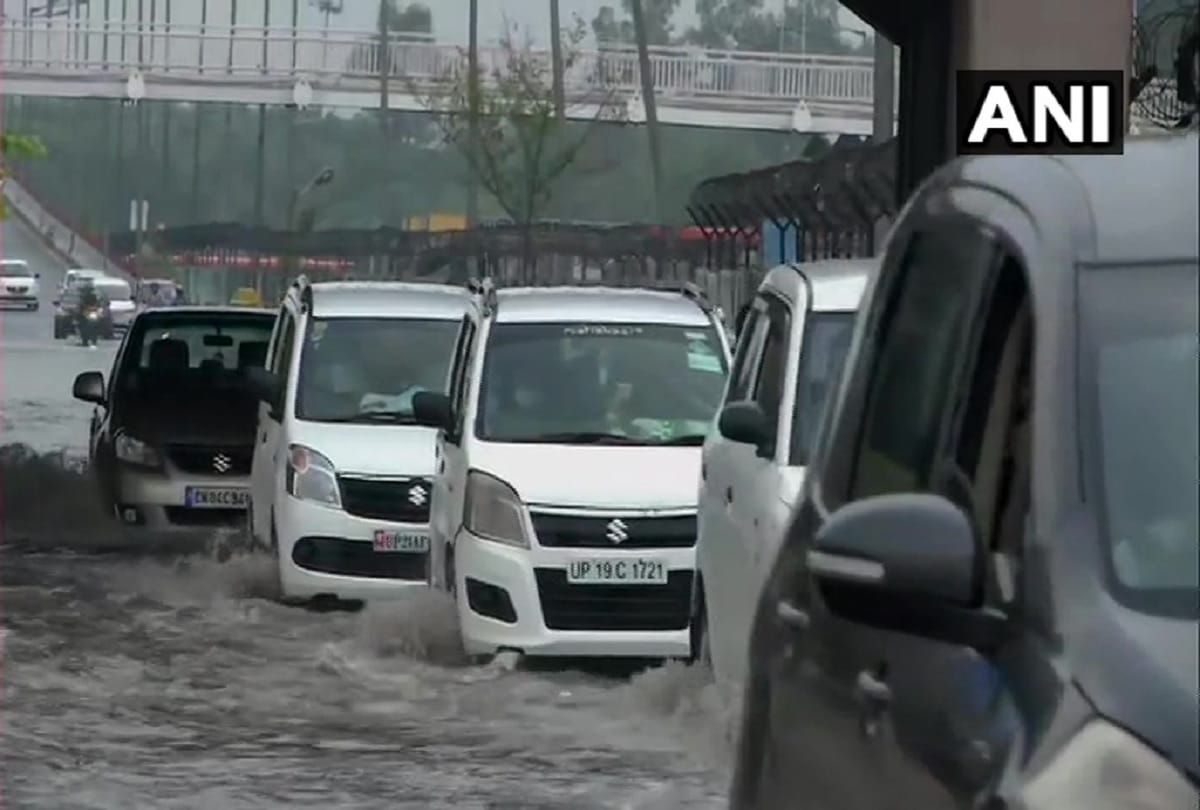 Heavy water logging in Delhi after rain lashes parts of national capital see pictures