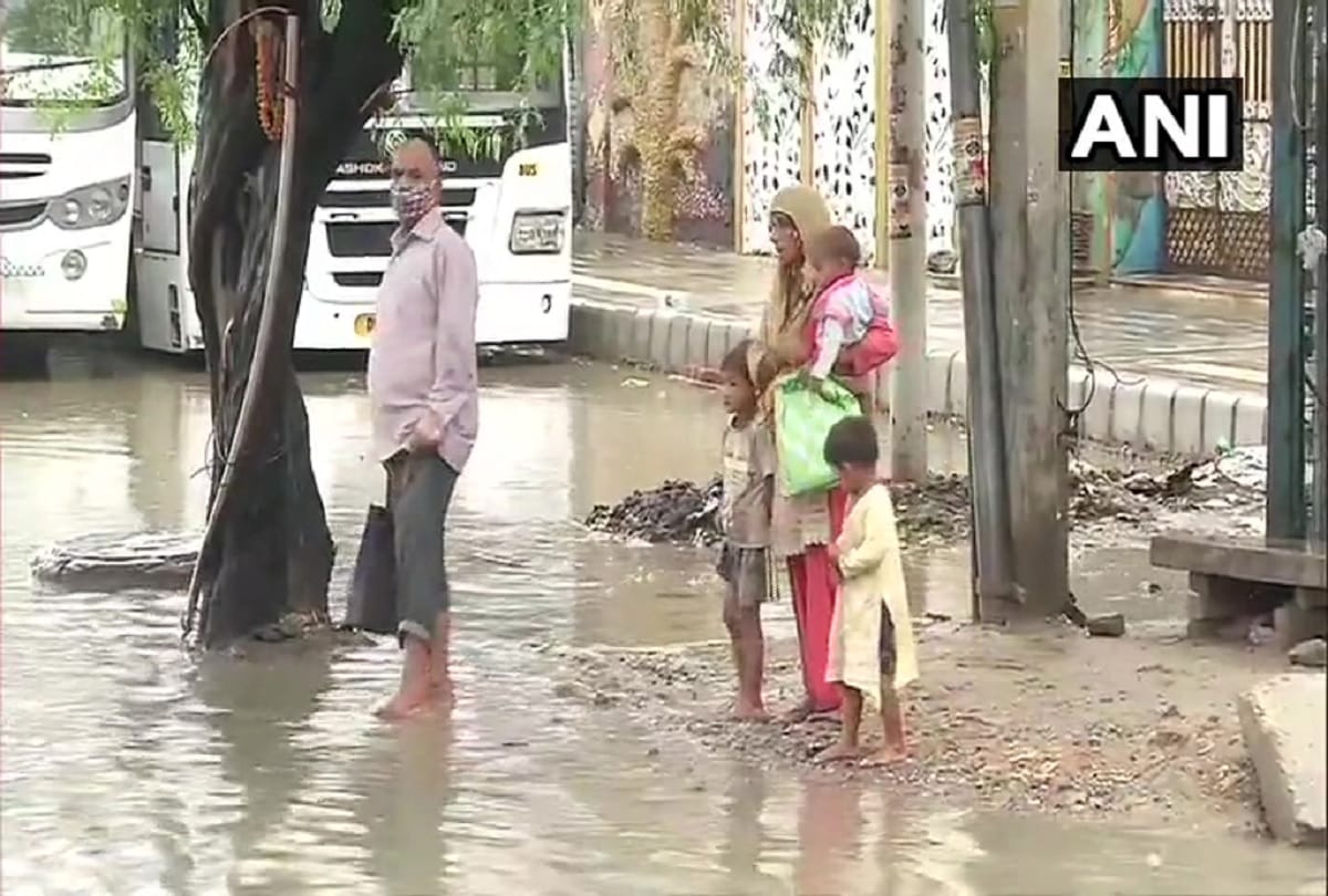 Heavy water logging in Delhi after rain lashes parts of national capital see pictures