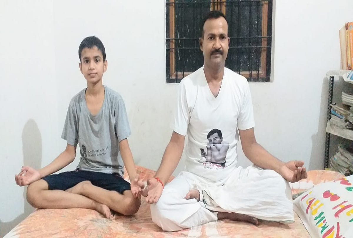 Yoga was done from house to house in Sangamnagar, people joined yoga through live session