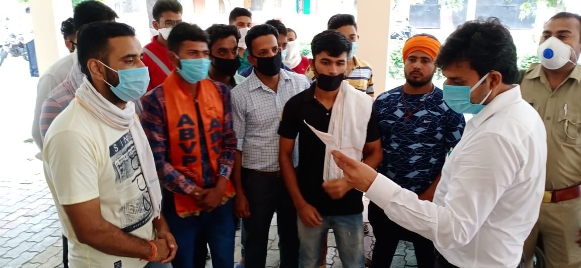 ABVP activists demonstrated