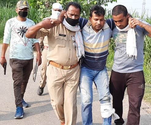 Prize of 25 thousand caught in encounter