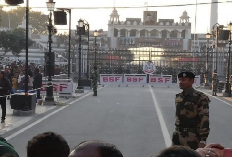 Five Indian High Commission officials return from Pakistan