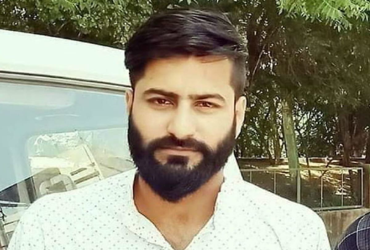 Kashmir missing scholar Basit Hilal becomes terrorist joins Hizbul Mujahideen