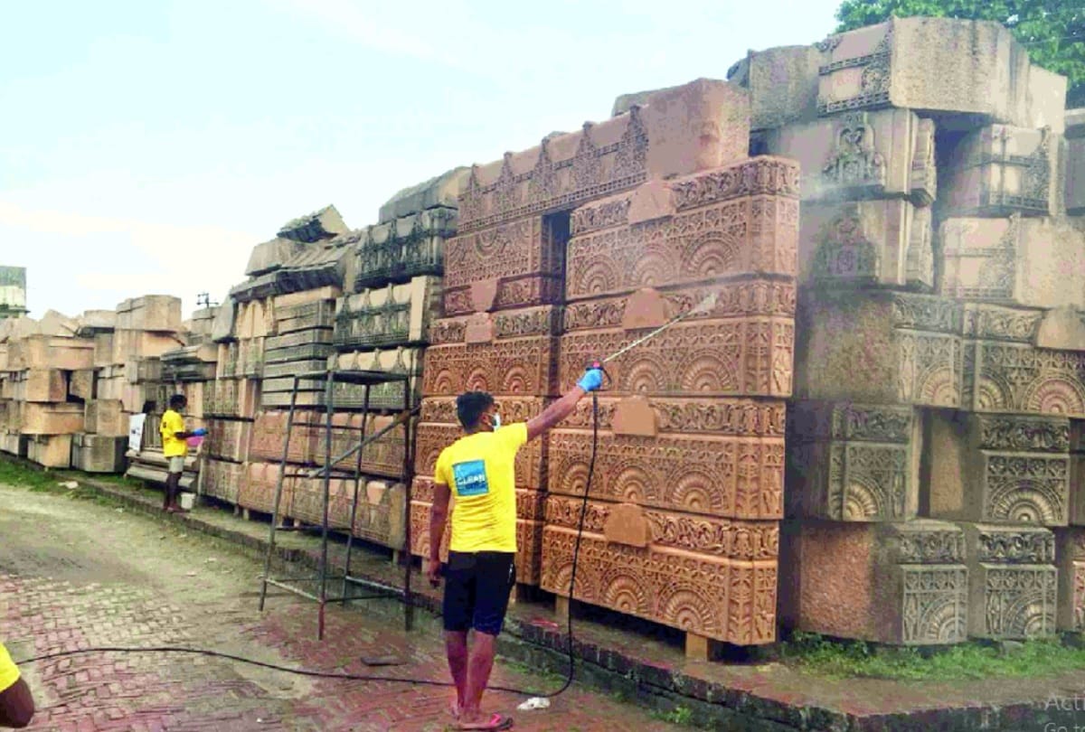 work of shining stones in Ramjanmabhoomi workshop become fast