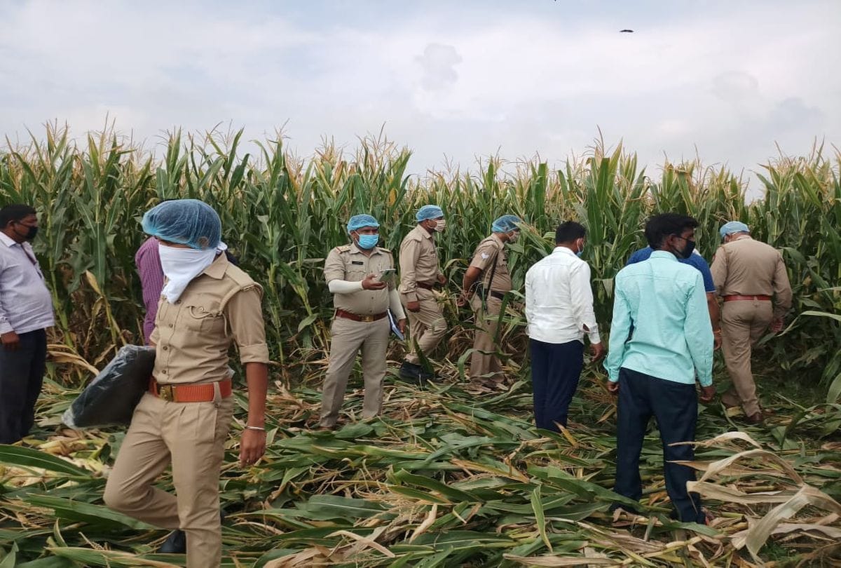 Girl Dead Body Found In Farm Foubt Murdered After Sexual Abused