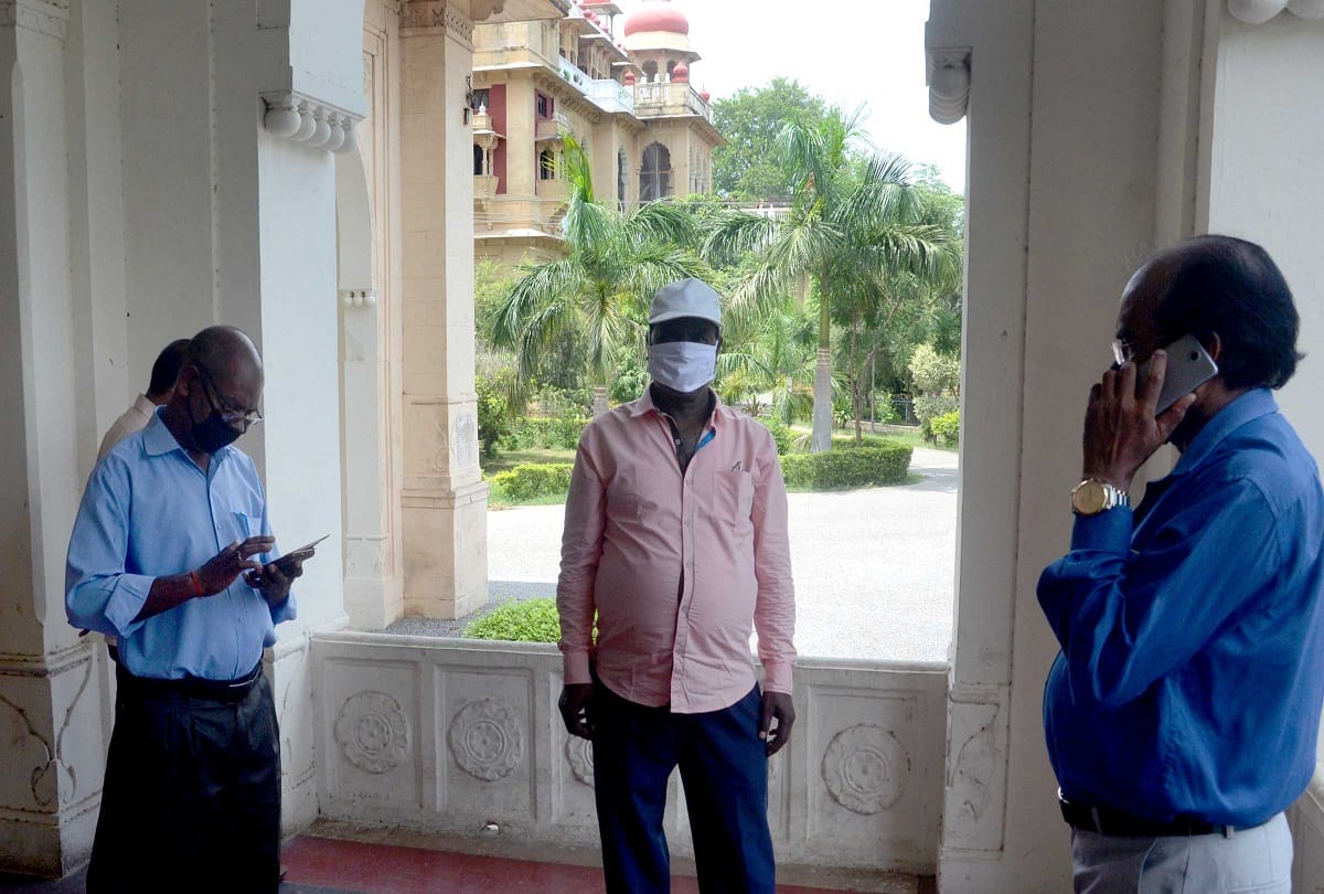 University of Allahabad opens amid threat of corona infection