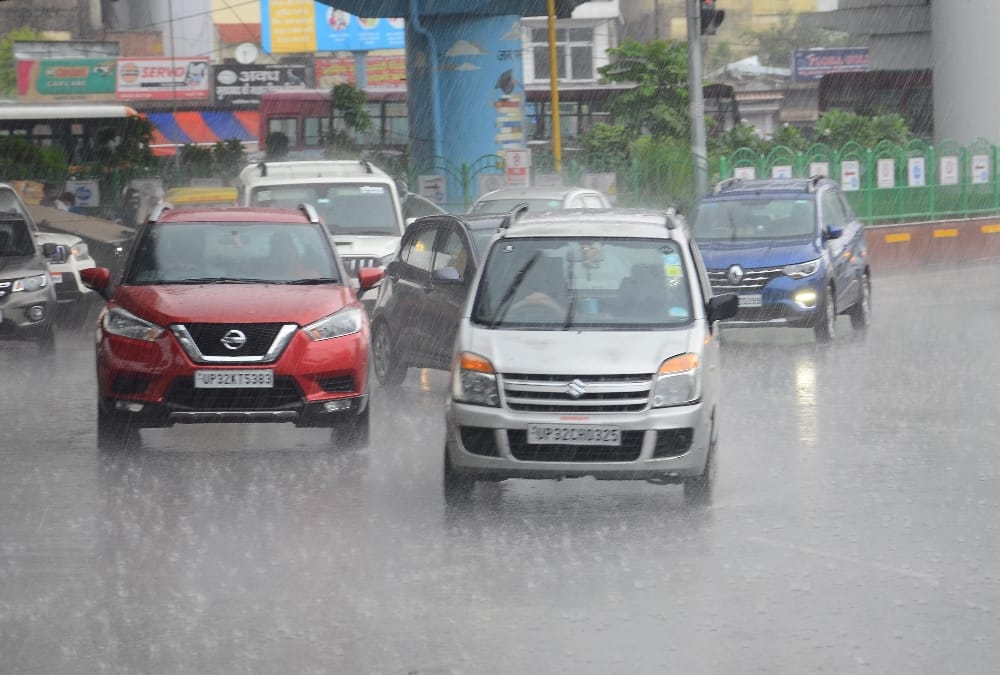 Monsoon 2020 Reached in Uttar pradesh alert heavy Rain up weather update