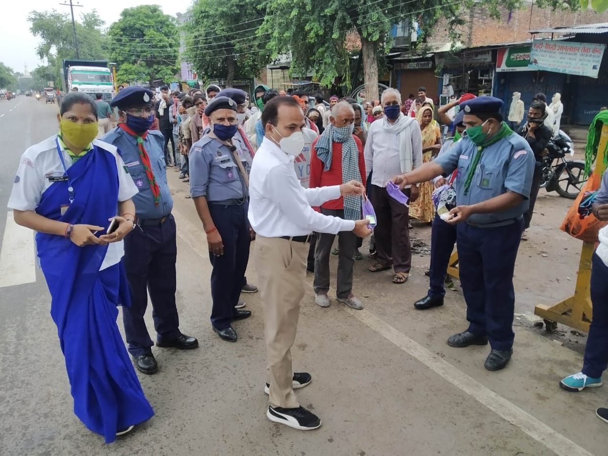 mask and sainitizer distributed in chitrakoot