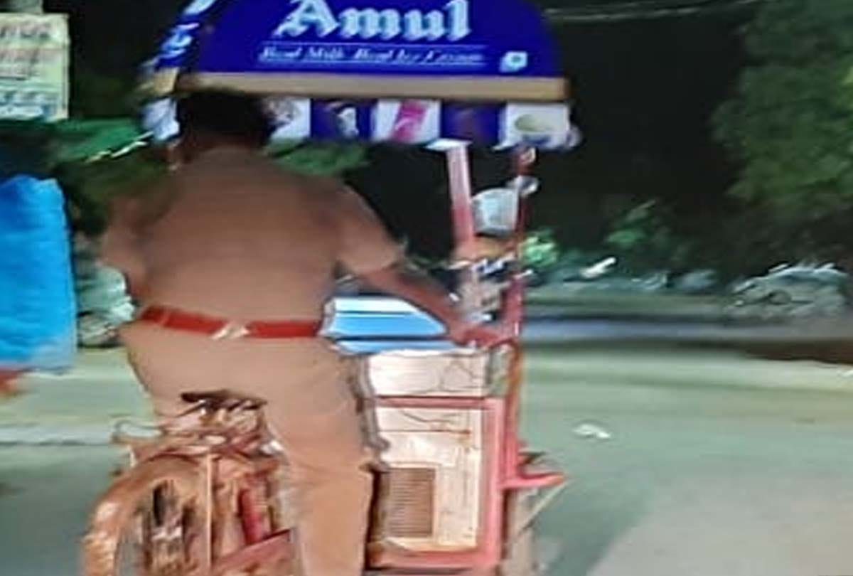 video of police constable runs ice cream cart goes viral in kanpur