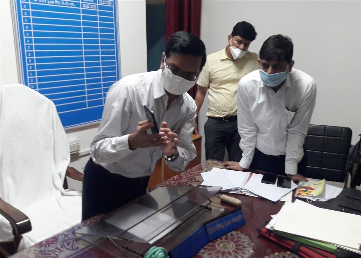 Hathras: False notice of burning some important files