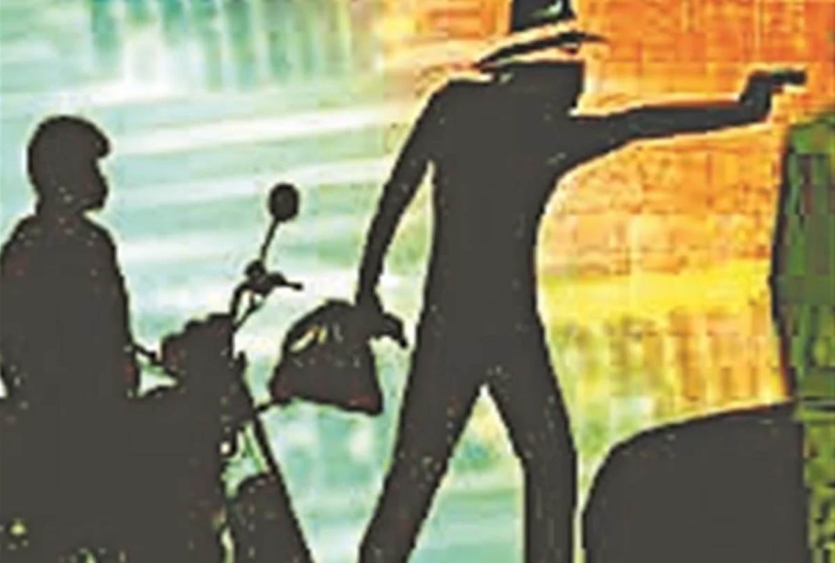 loot with jeweller in lucknow, case filed