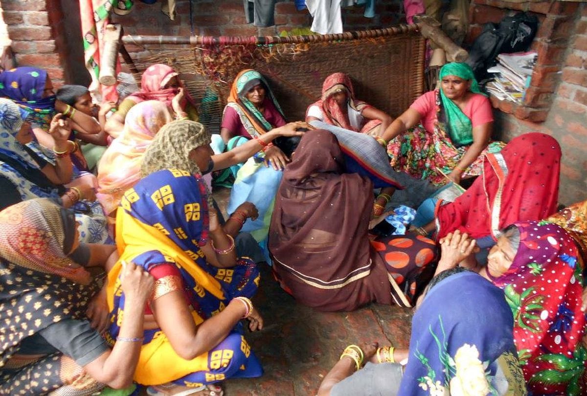 Nine Year Old Boy Killed And Loot In Kasganj Crime News