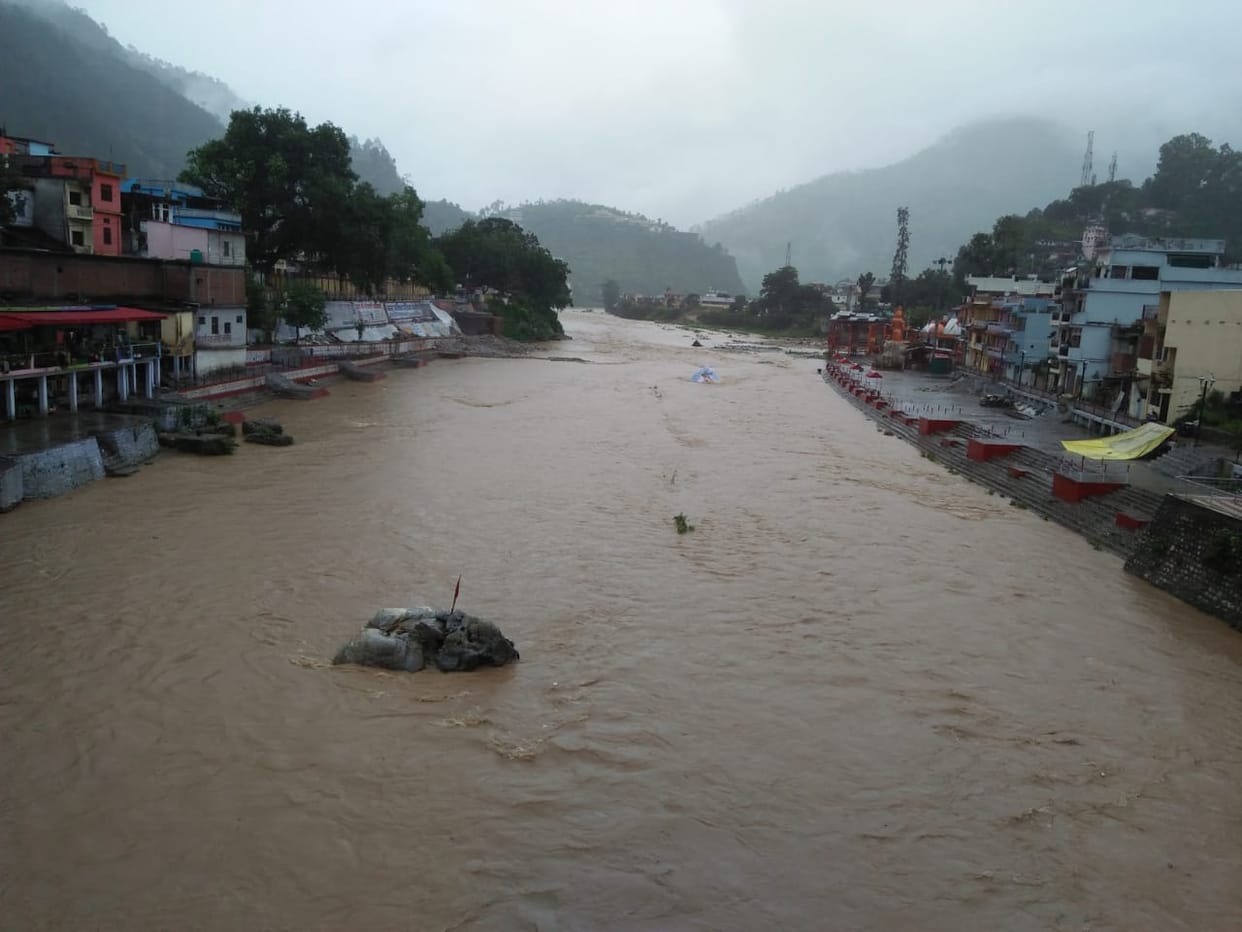 monsoon 2020 : rainfall in uttarakhand, river over flow, rain water enter in house, photos