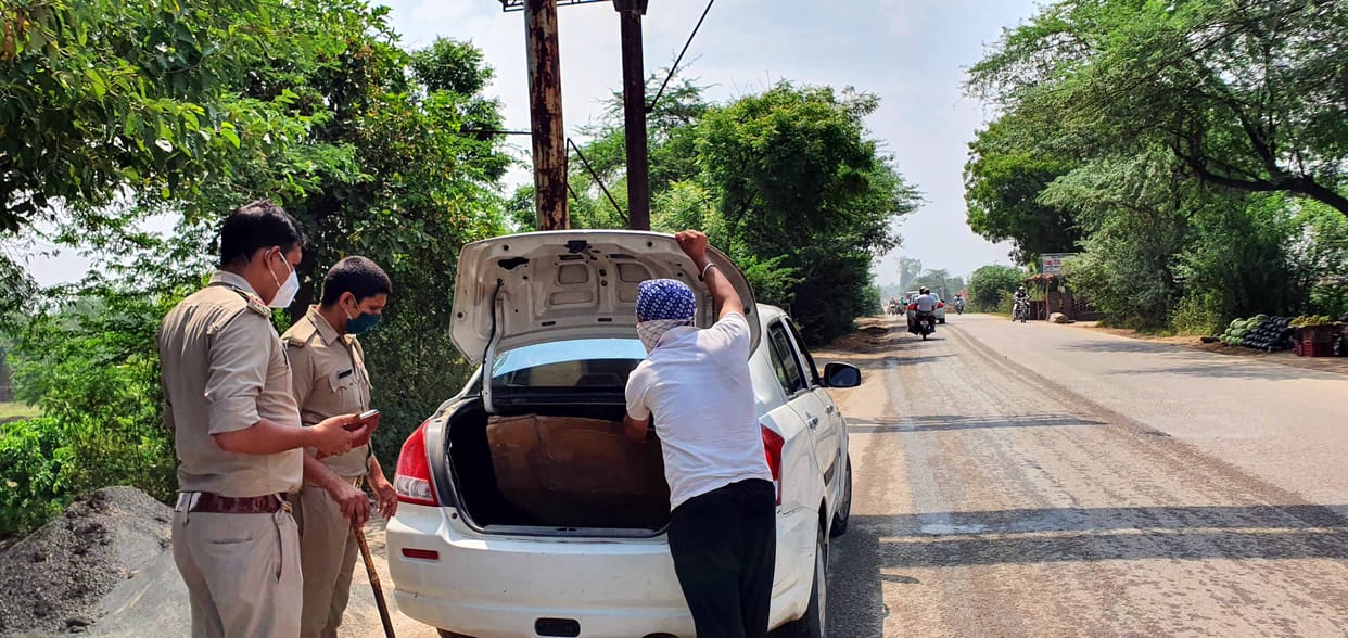 Vehicle checking started on UP-Haryana border