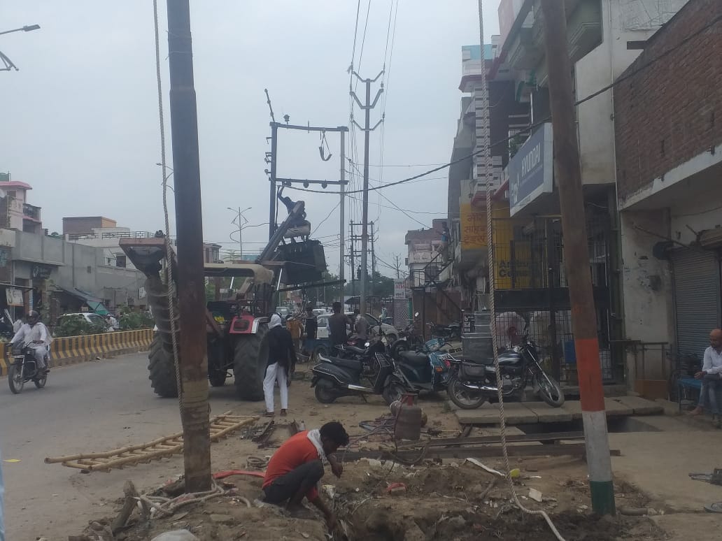 Remove pillars for road widening