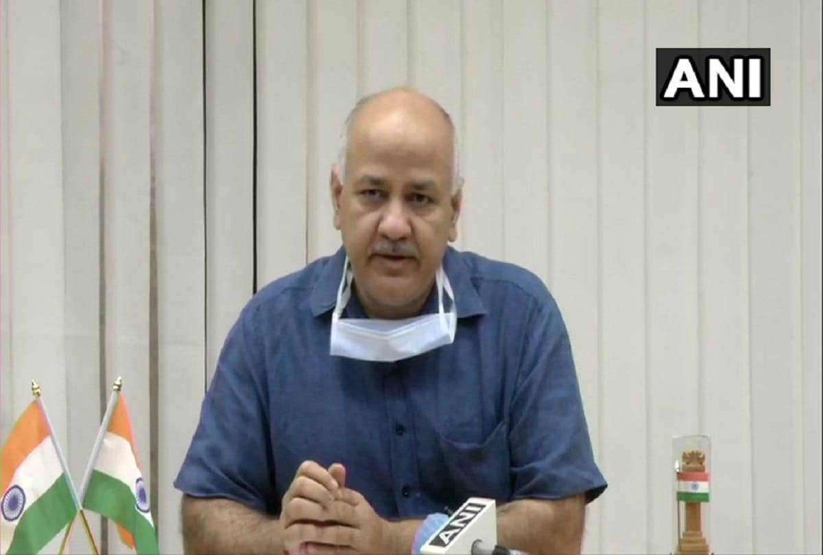 Politics on speech live telecast Manish Sisodia raised question PM Modi had objections to Kejriwal live telecast was broadcasting allowed today