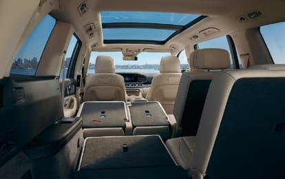 Mercedes Benz launches two new SUVs GLE GLS know what are their special things specifications