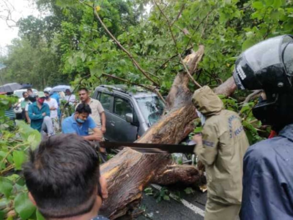 monsoon 2020 : rainfall in uttarakhand, river over flow, rain water enter in house, photos