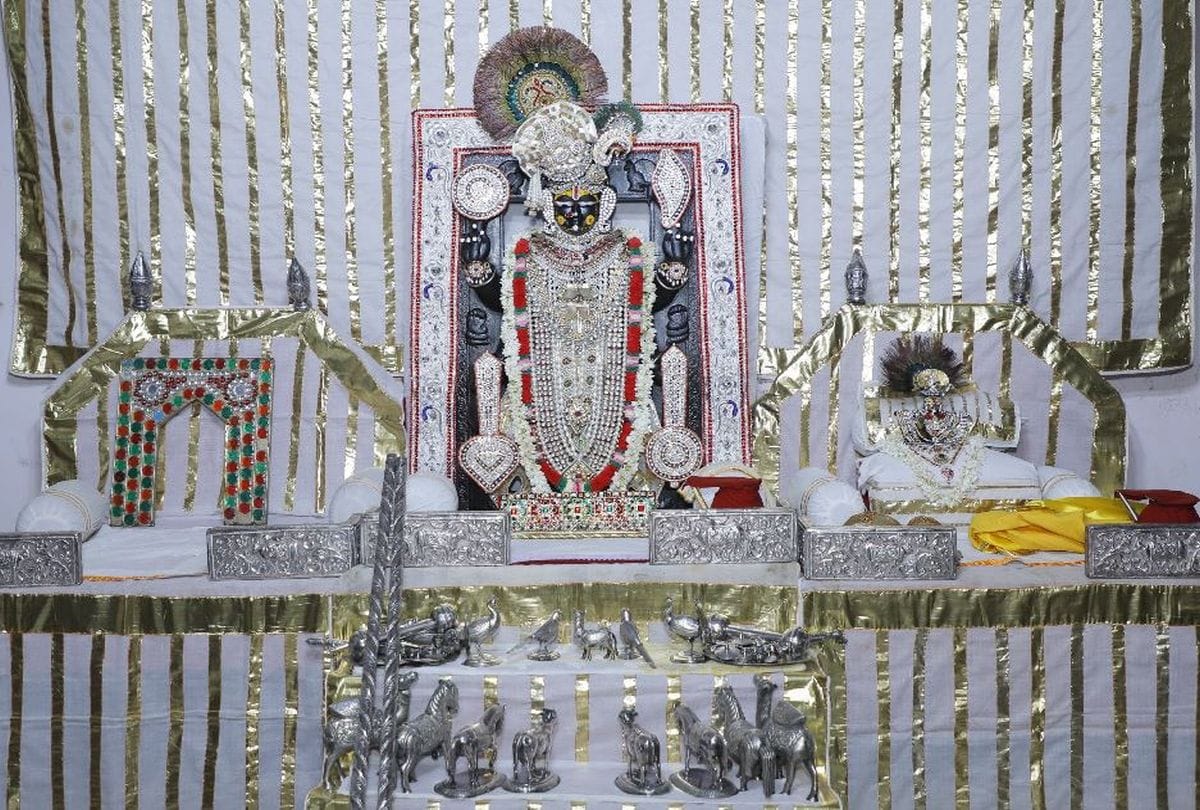 Dwarkadhish Temple is facing financial crisis due to Coronavirus