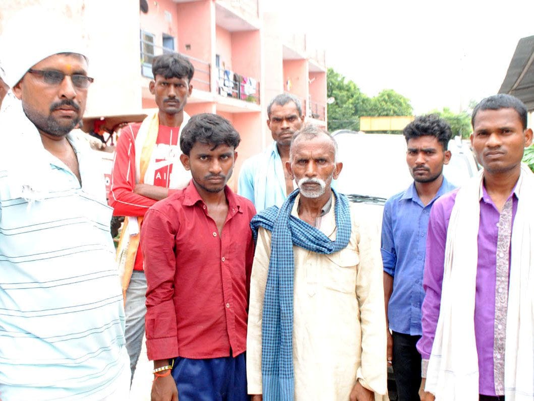 man commits suicide in chitrakoot
