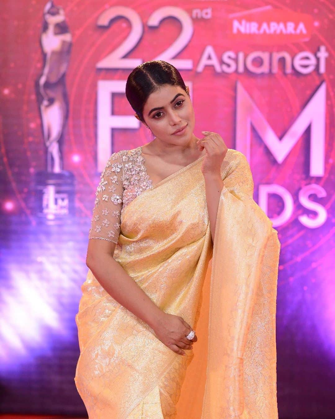 Police arrest four for blackmailing Malayalam actress Shamna Kasim
