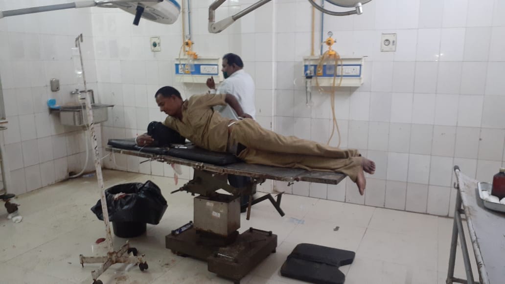 Conductor sleeping on roadways premises shot in azamgarh