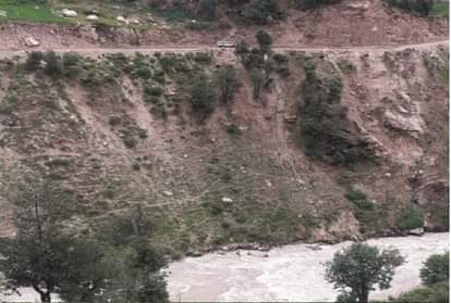 accident in padder on Garh Massu road kishtwar jammu kashmir