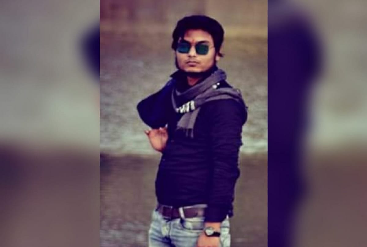 Aligarh crime news husband murders wife then commits suicide with younger brother