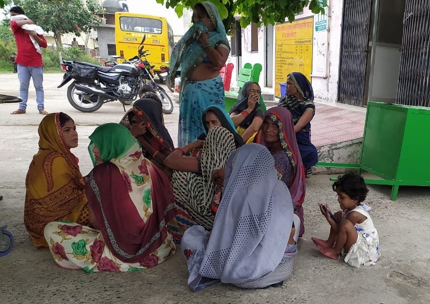 phaansee par lataka mila yuvatee ka shav