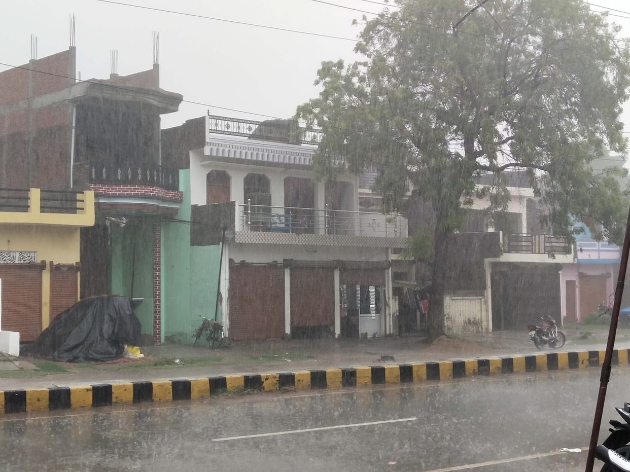 increased restlessness in humid after rainy rains