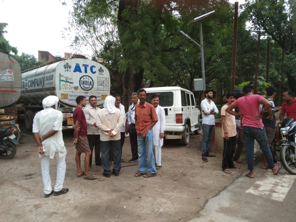 Murder in jaunpur in dispute of water withdrawal