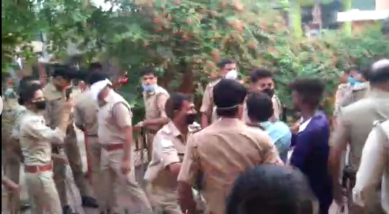 Soldier in Neemgaon and young man scramble